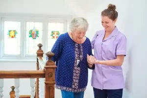 حمایت و پشتیبانی بیشتر برای مراقبت از سالمند