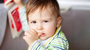درمان ناخن جویدن کودکان