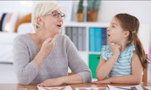 تشخیص تاخیر گفتار و زبان در کودکان