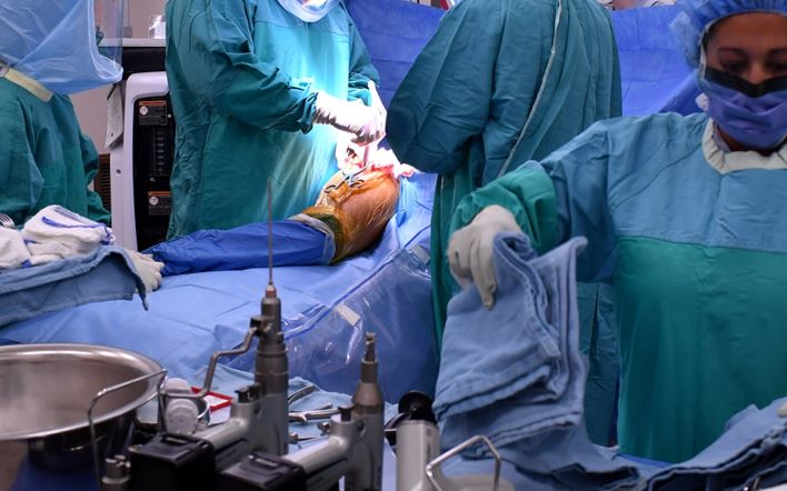 جراحی بدشکلی مادرزادی پا و دست در نوزادان