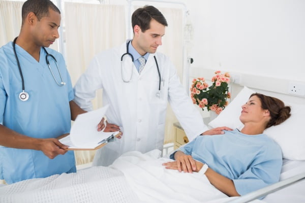 معرفی خدمات پرستاری برای بیماران بستری در بیمارستان