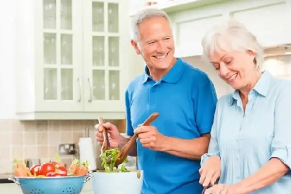 برنامه غذایی هفتگی سالمندان چیست؟