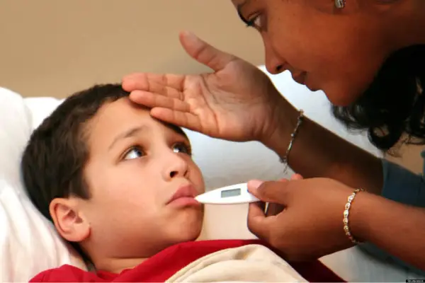 تب و نشانه های آن در کودکان