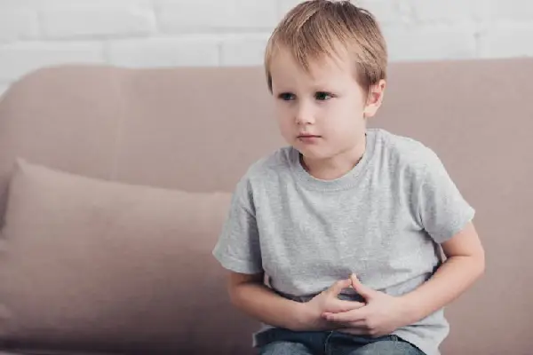 علل بی اشتهایی و تهوع در دل درد کودکان چیست؟