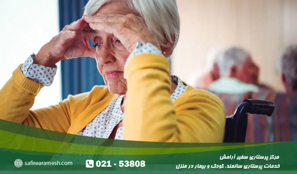 درمان دلیریوم در سالمندان بر دو محور اصلی است: مدیریت عوامل زمینه‌ای و حمایت‌های محیطی.